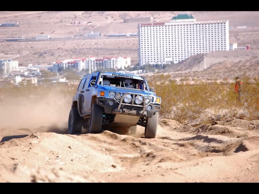  Hummer H3 Racing 2007 года  (фото 9 из 16)